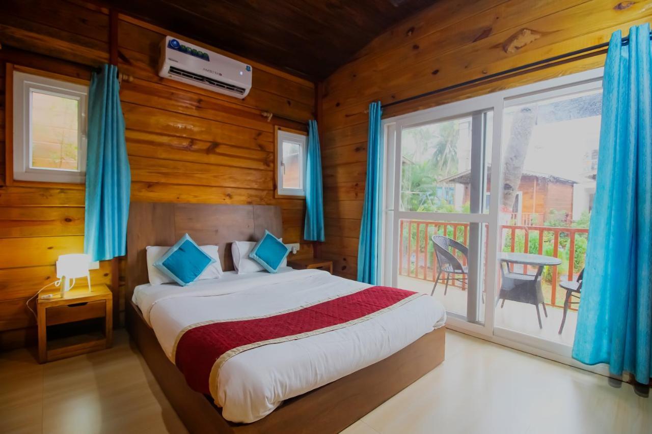 Mariners Bay Beach Resort Arambol Exterior photo