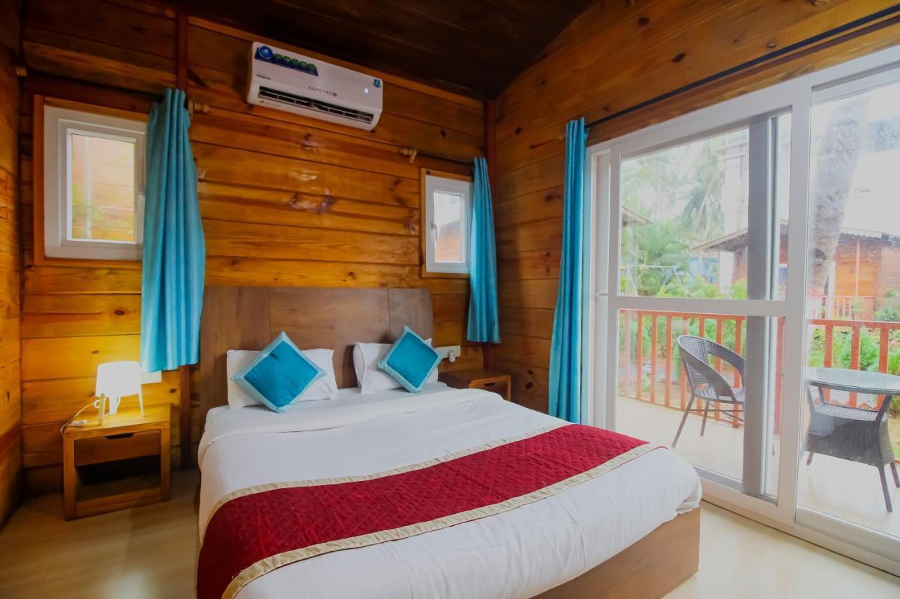 Mariners Bay Beach Resort Arambol Exterior photo
